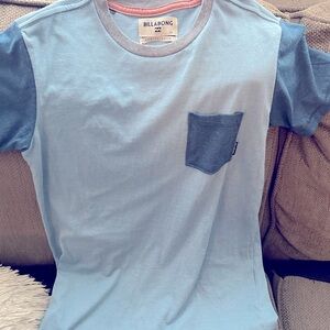 Billabong boys shorts outfit size Small top size 22 shorts